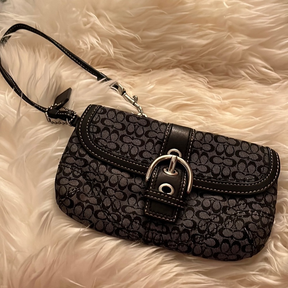 Coach Wristlet-Small Black canvas